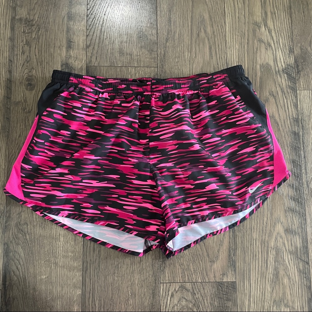 Nike Dri Fit Athletic Running Shorts - White, Pink & Black - Size X-Large